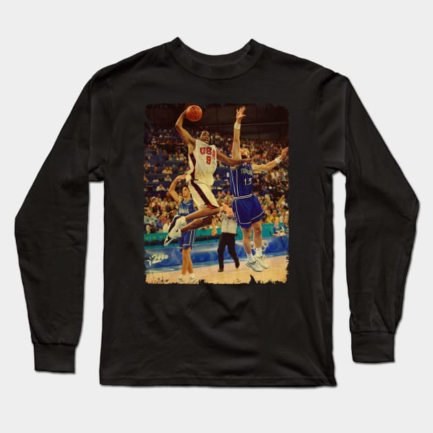 Vince Carter - Vintage Design Of Basketball Long Sleeve T-Shirt by JULIAN AKBAR PROJECT